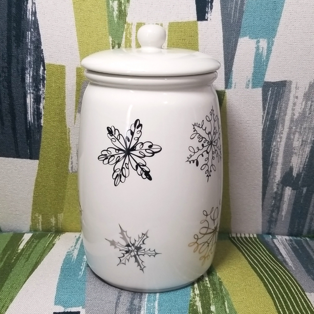 Servappetit Christmas Snowflakes Holidays Cookie Jar
